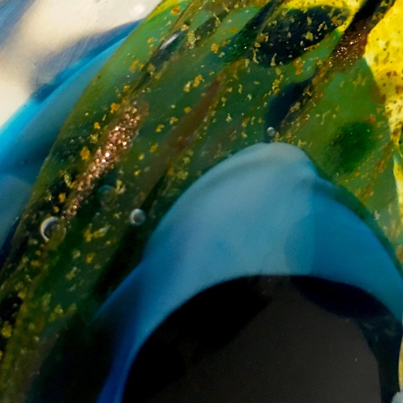 Hand Blown Art Glass Blue Green Yellow Saltwater Fish Paperweight Murano Style - Picture 8 of 11